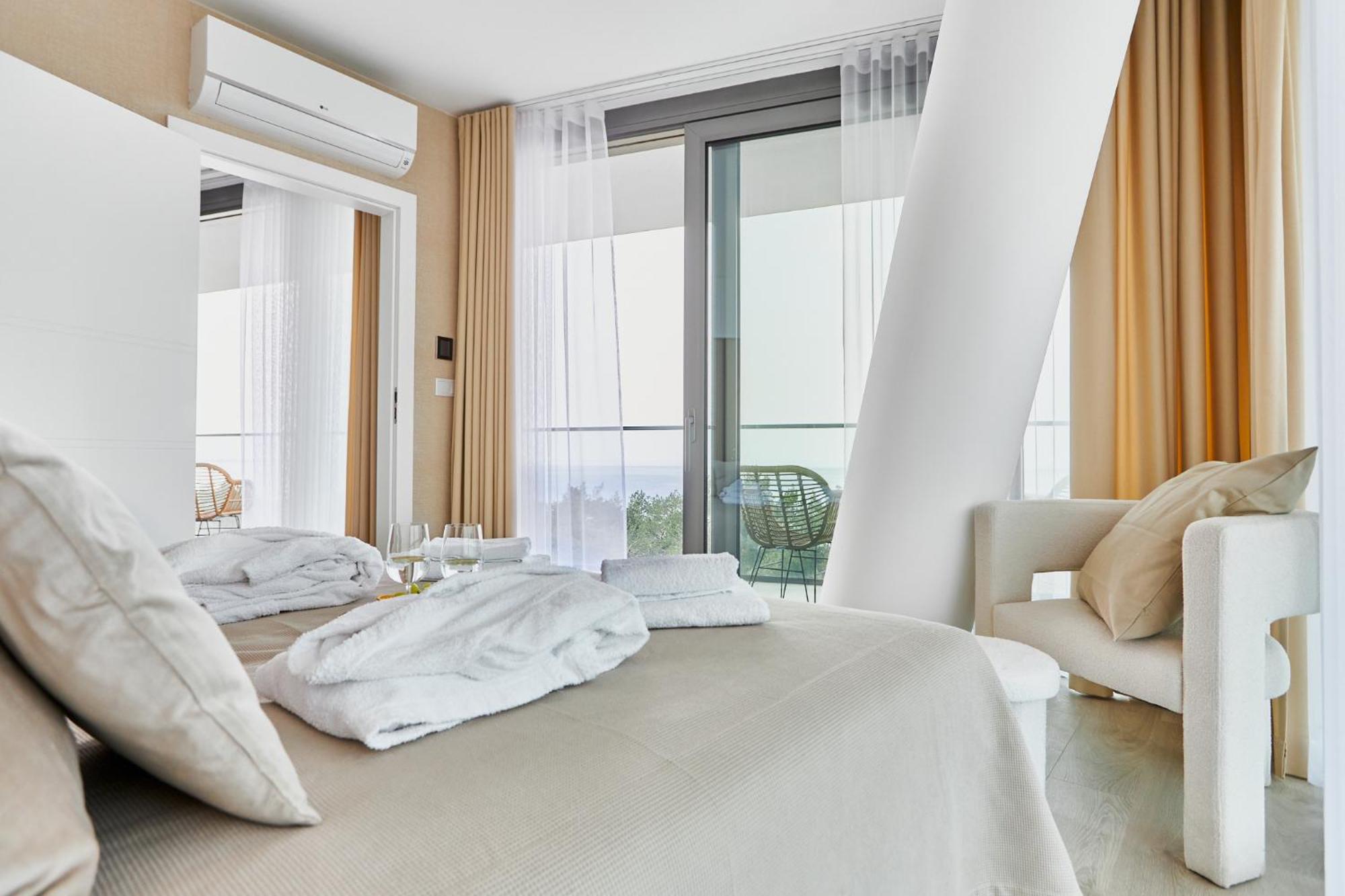 Wave Beachfront Family Apartment Мендзыздрое Экстерьер фото